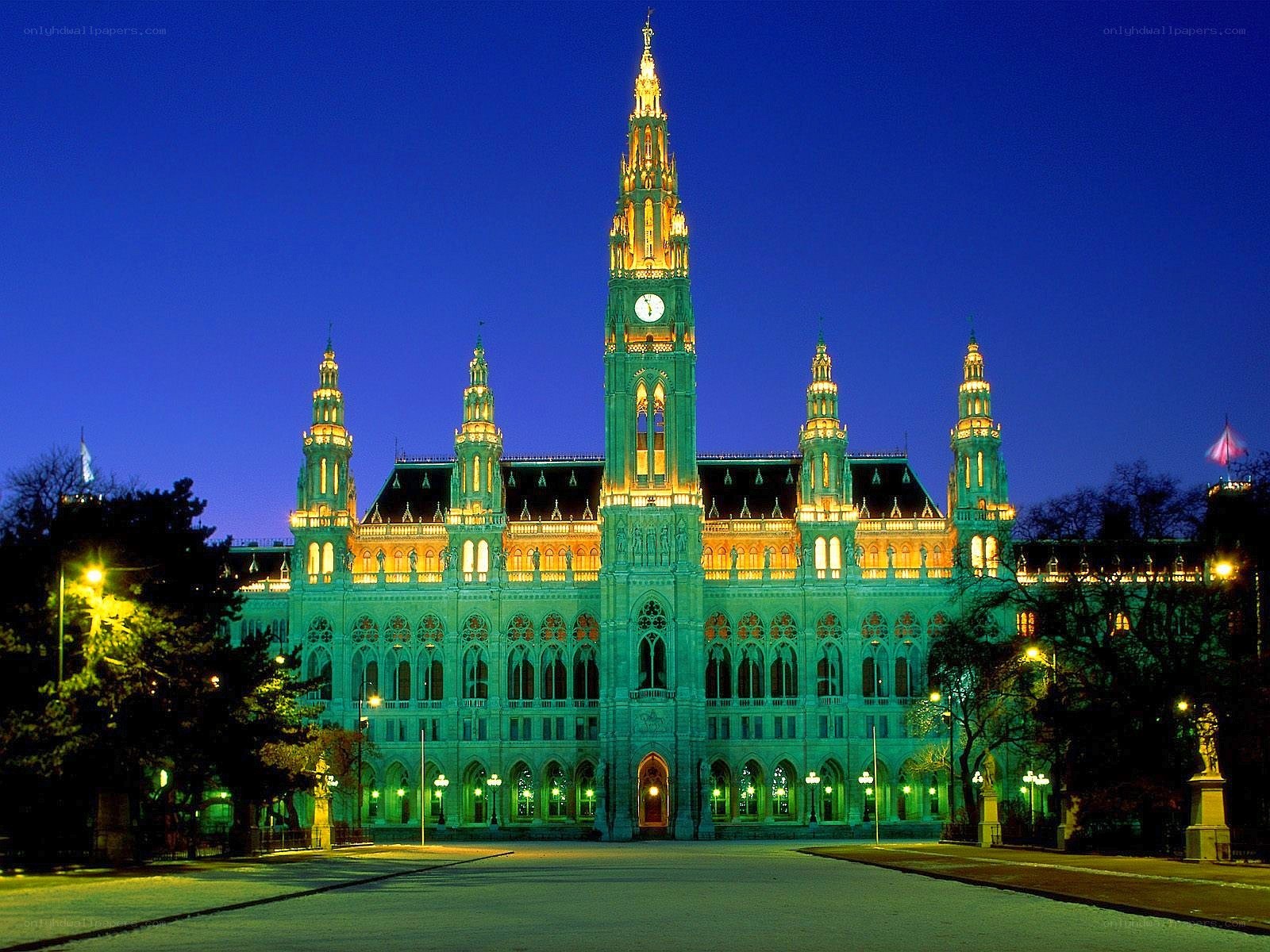 Vienna City Hall at night