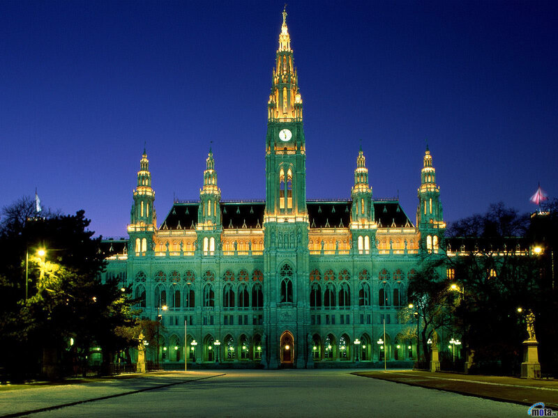 Vienna City Hall at night