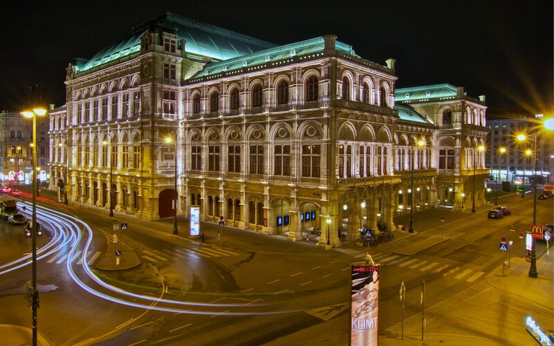 Vienna State Opera at night