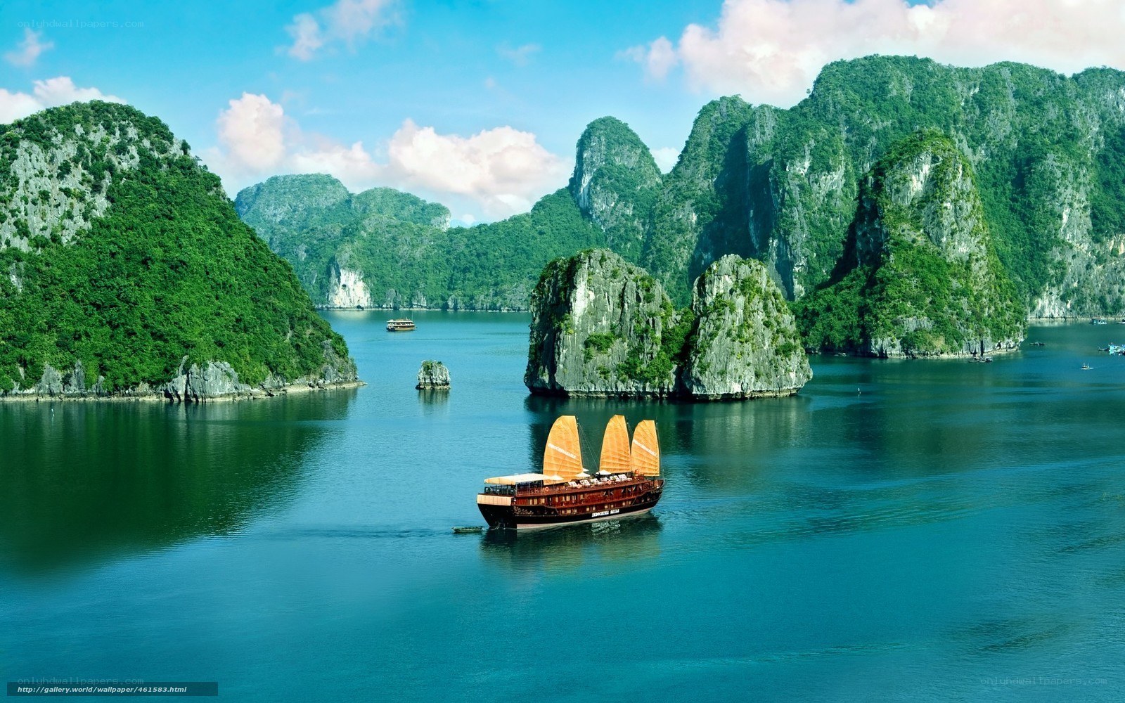 Vietnam's Ha Long Bay