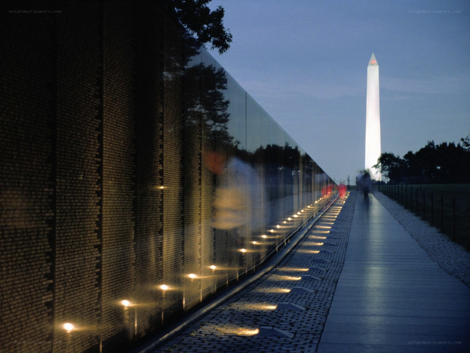 Vietnam Veterans Memorial at dusk