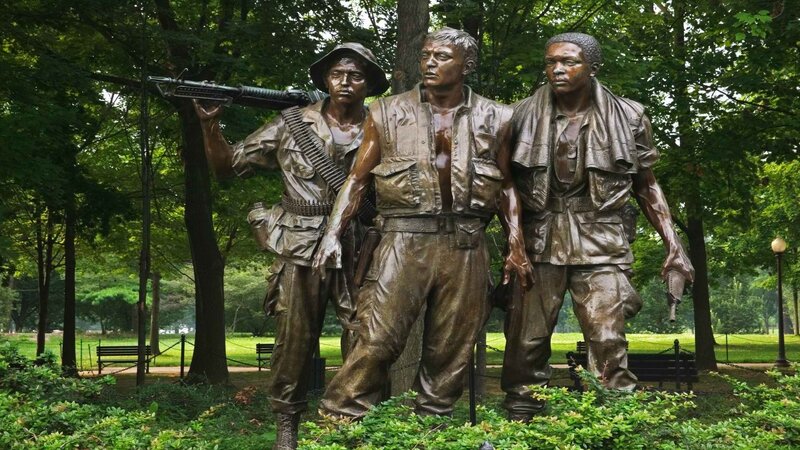 Vietnam Veterans Memorial statues