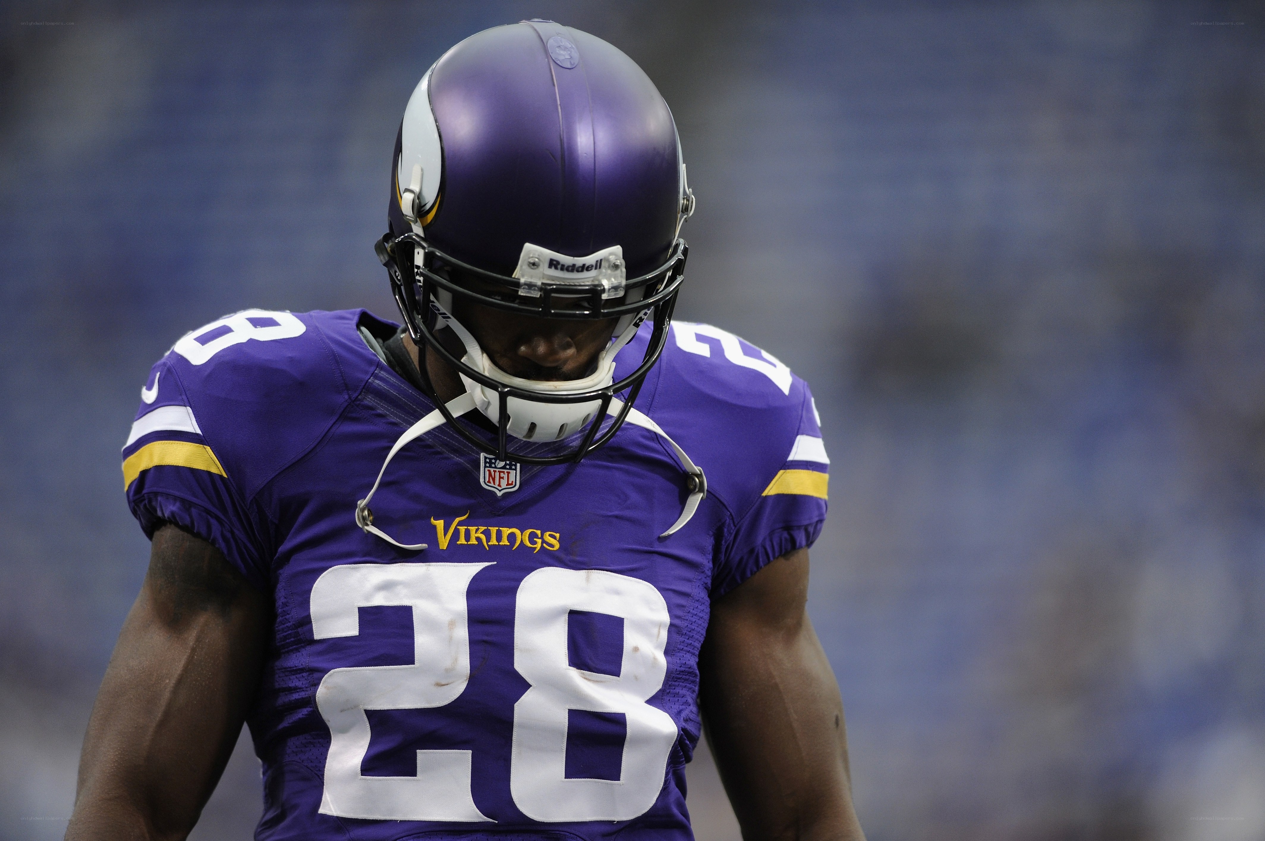 Vikings player #28