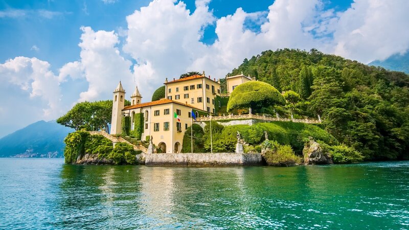 Villa on Lake Island — Blue