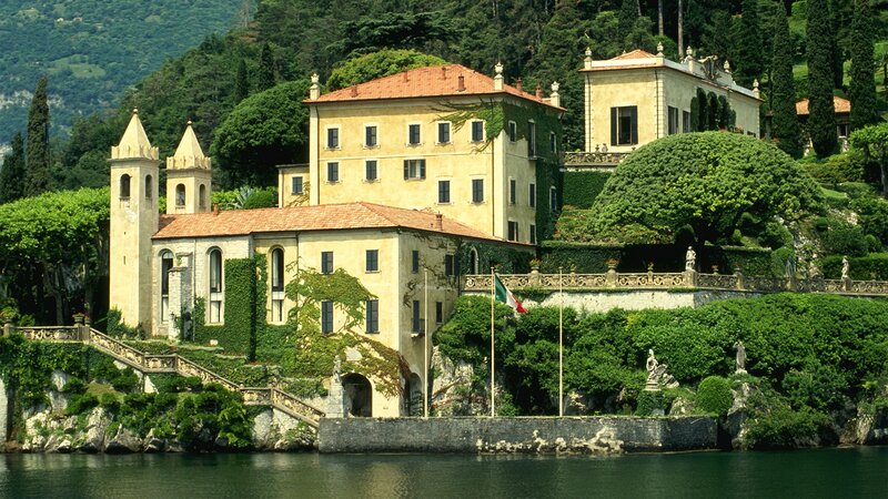 Villa on Lake Shore — Green, Serene, Afternoon, Photograph, Trees
