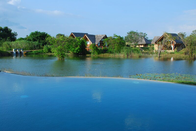 Villa resort by the lake