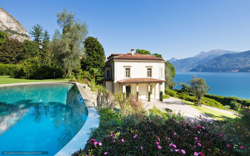 Villa with pool overlooking a lake