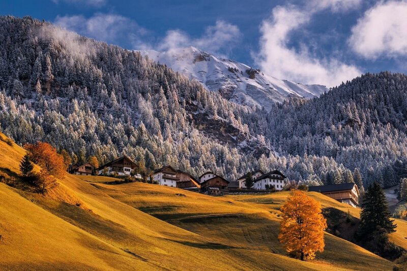 Village in Alpine Valley — Gold