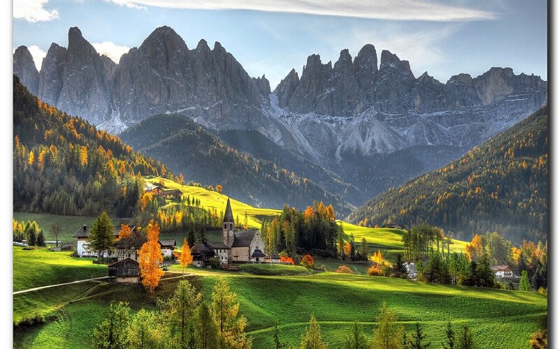 Village in Alpine Valley — Green, Serene