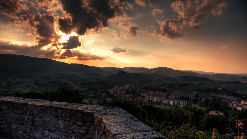 Village in Tuscany Hills