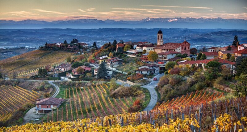 Village in Vineyard Hills