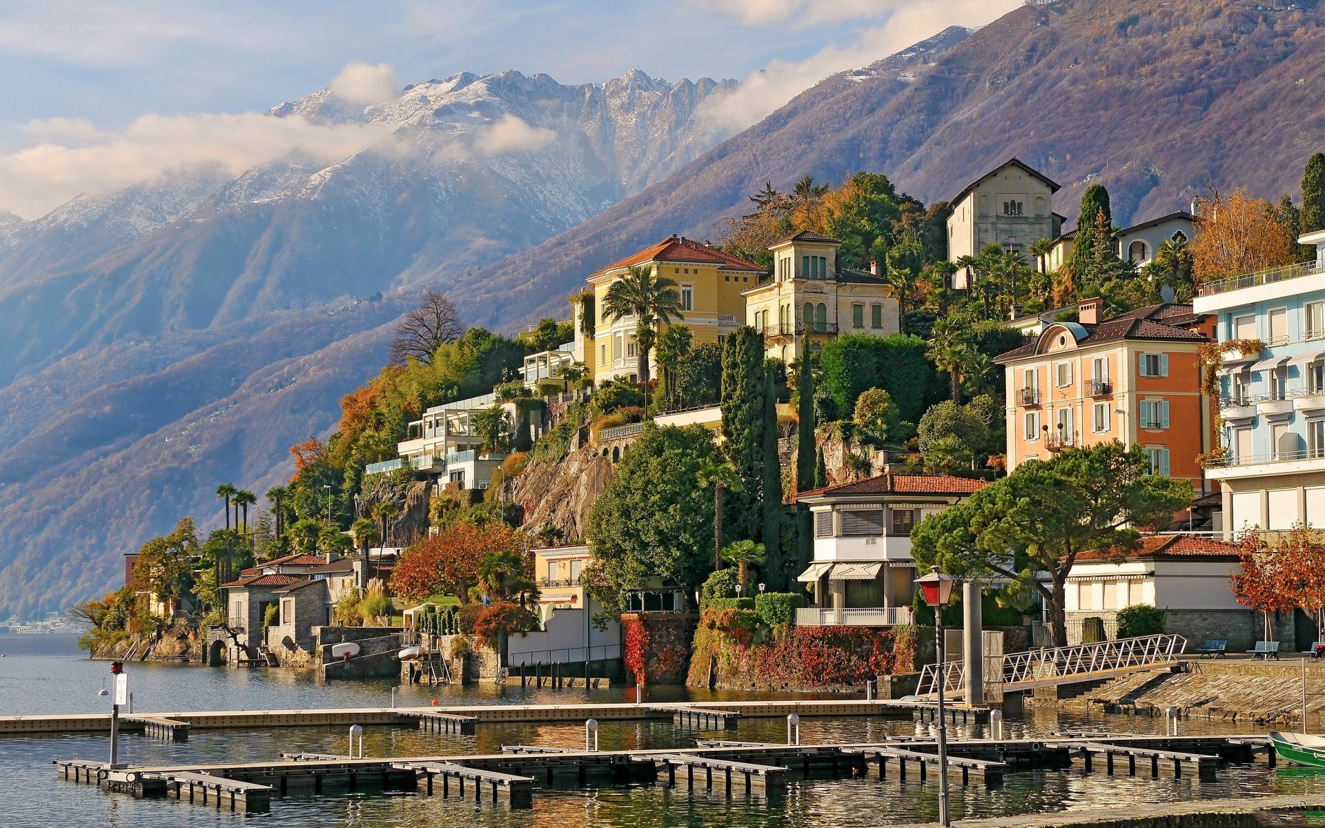 Villas on Lake Como