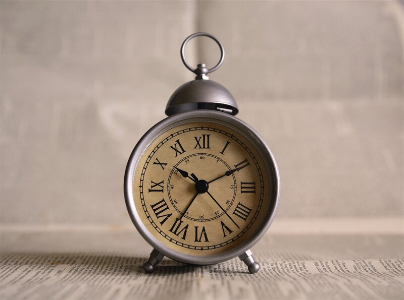 Vintage Alarm Clock — Beige, Calm