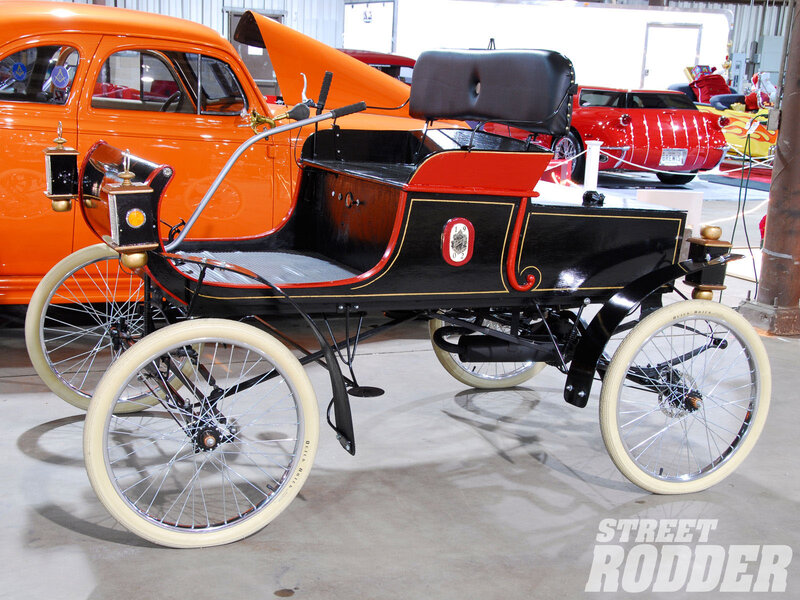 Vintage Automobile — Black, Static