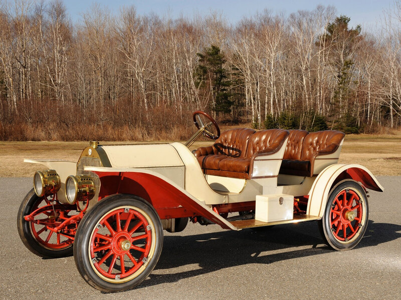 Vintage Automobile — Cream