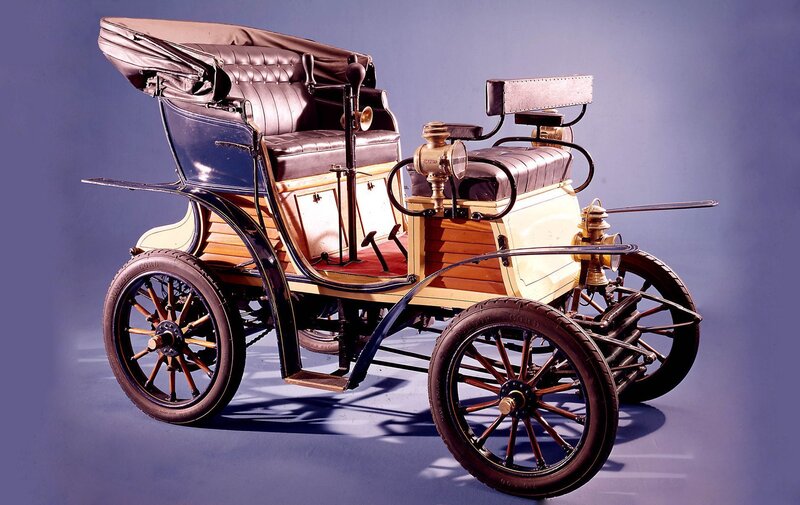 vintage automobile from early 1900s