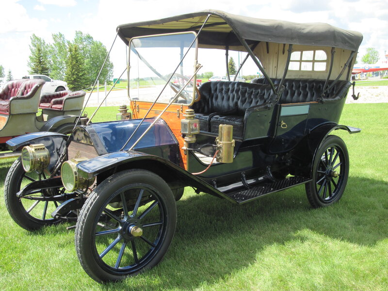 Vintage Automobile — Green, Calm, Afternoon