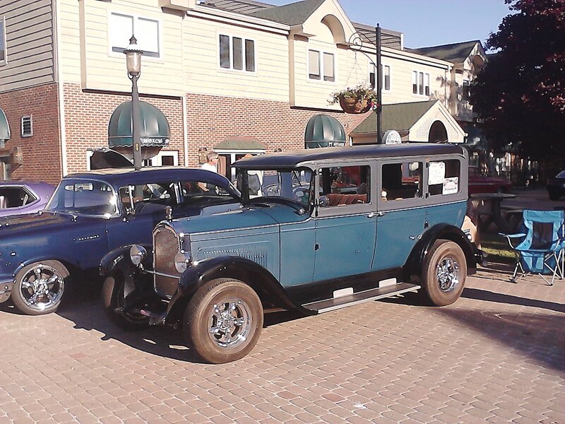 Vintage Blue Car — Calm