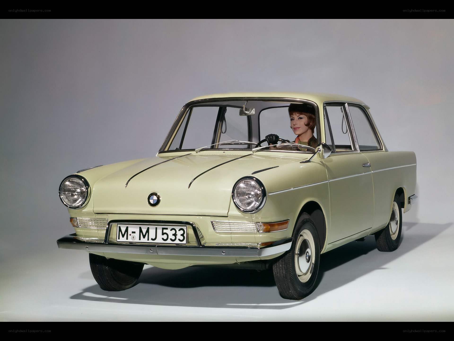 Vintage BMW 700 with model