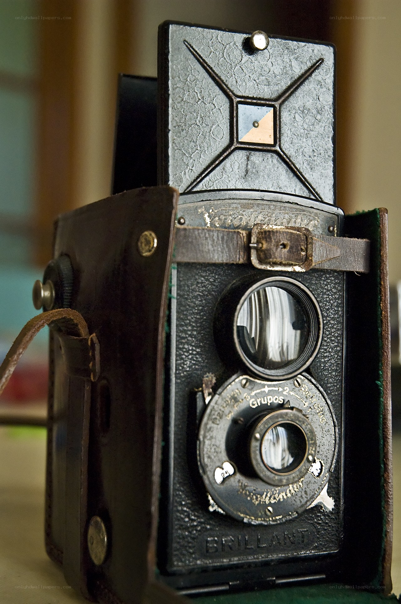 vintage brillant camera