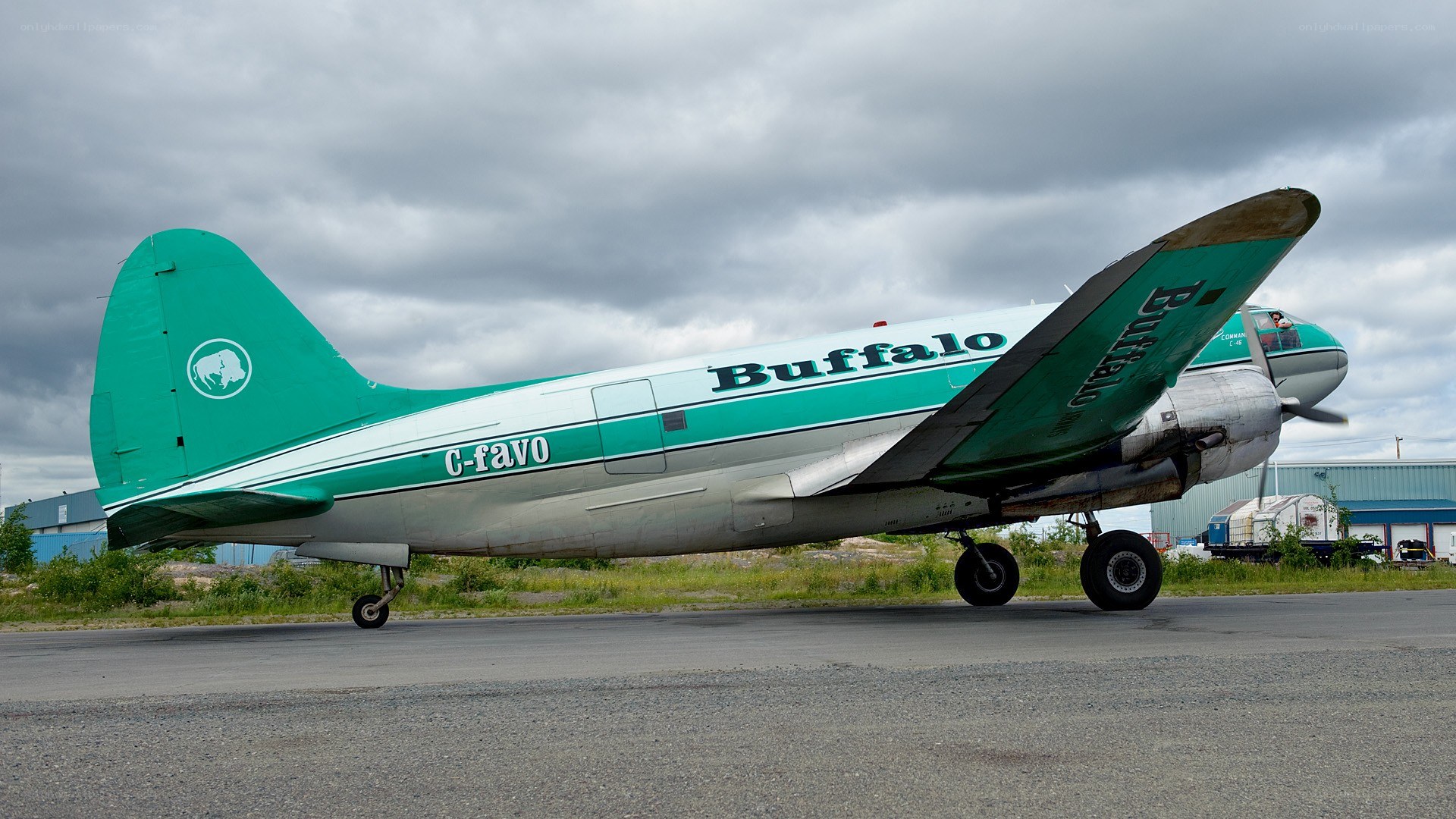 Vintage Buffalo Airways aircraft