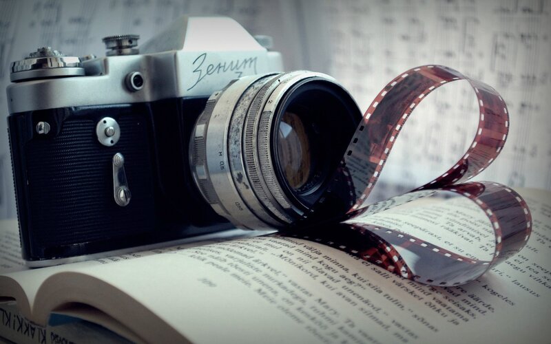 Vintage Camera with Film Strip — Black