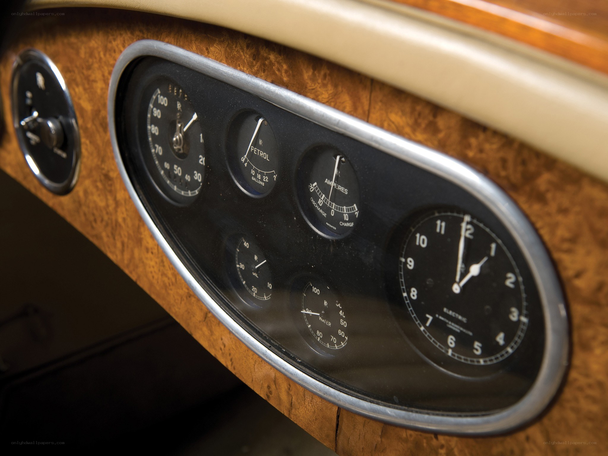 vintage car dashboard