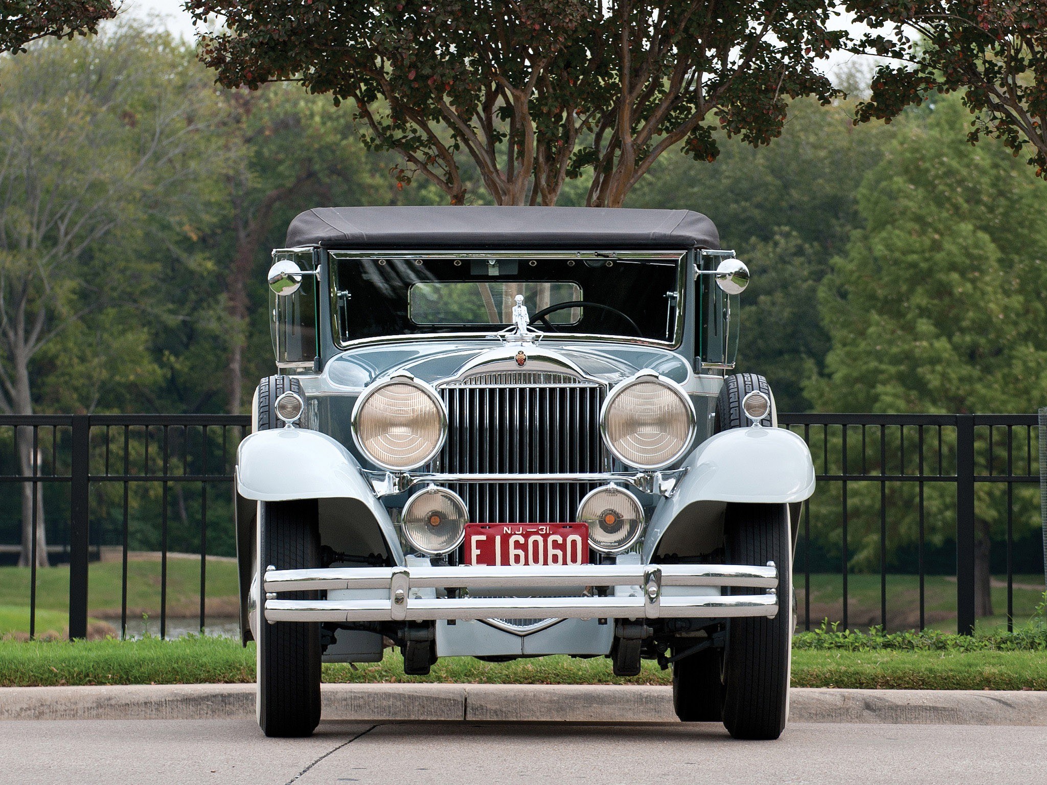 vintage car front view