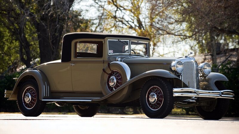 vintage car on a sunny day