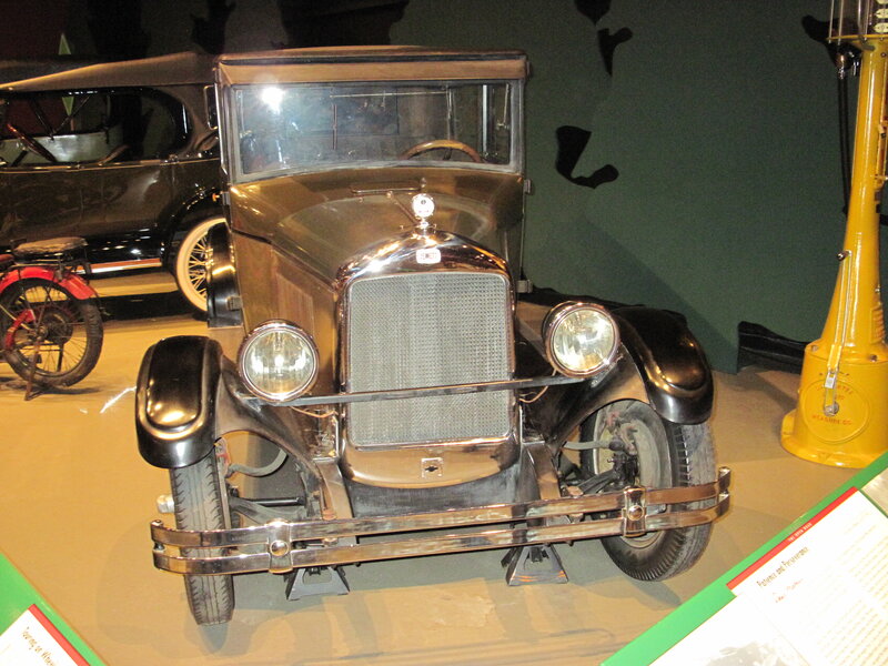 Vintage Car on Display — Black, Static