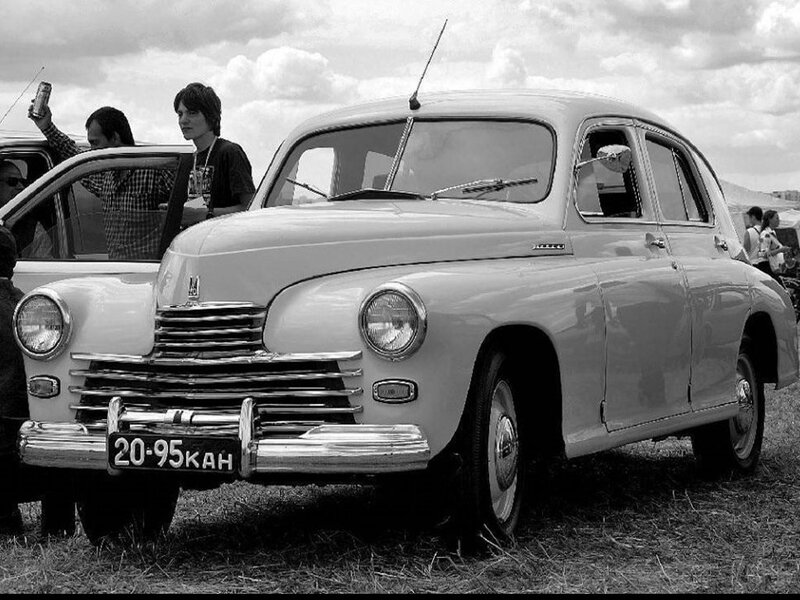 Vintage Car on Grass — Black, Outdoor