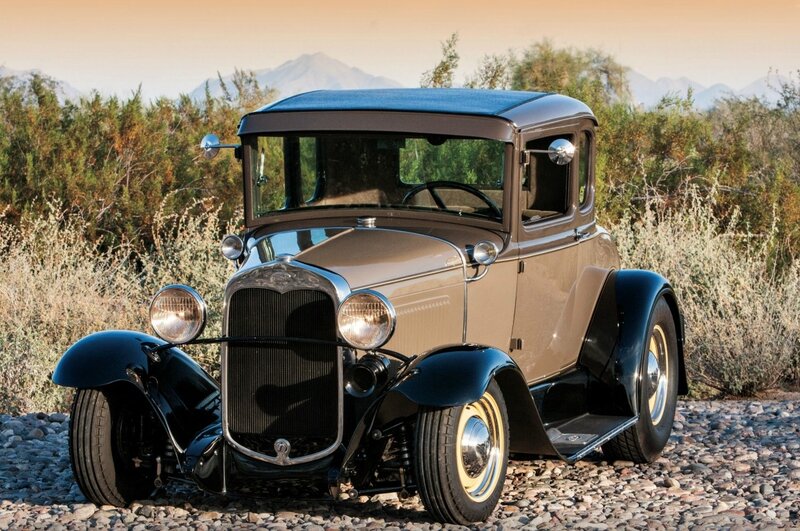 Vintage Car on Gravel — Brown