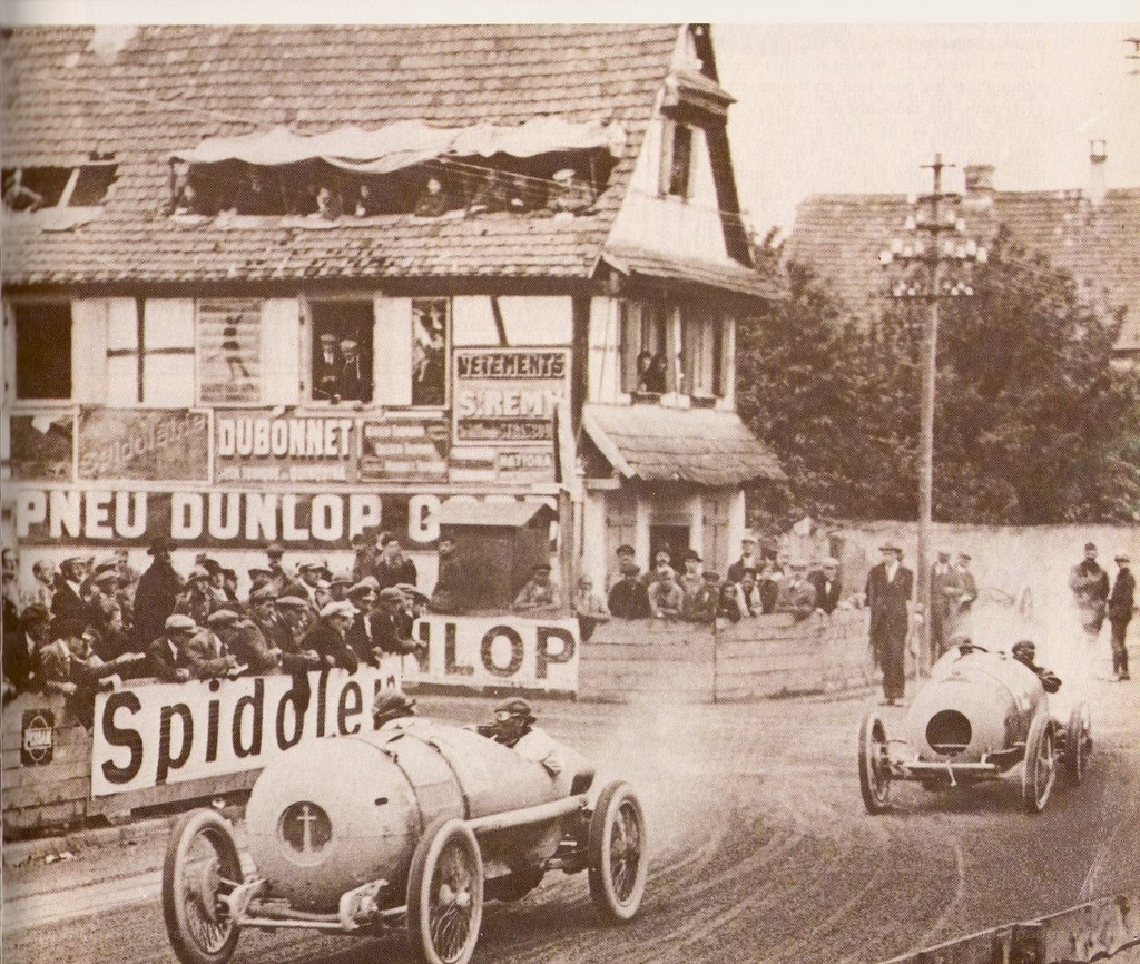 Vintage car race in Germany