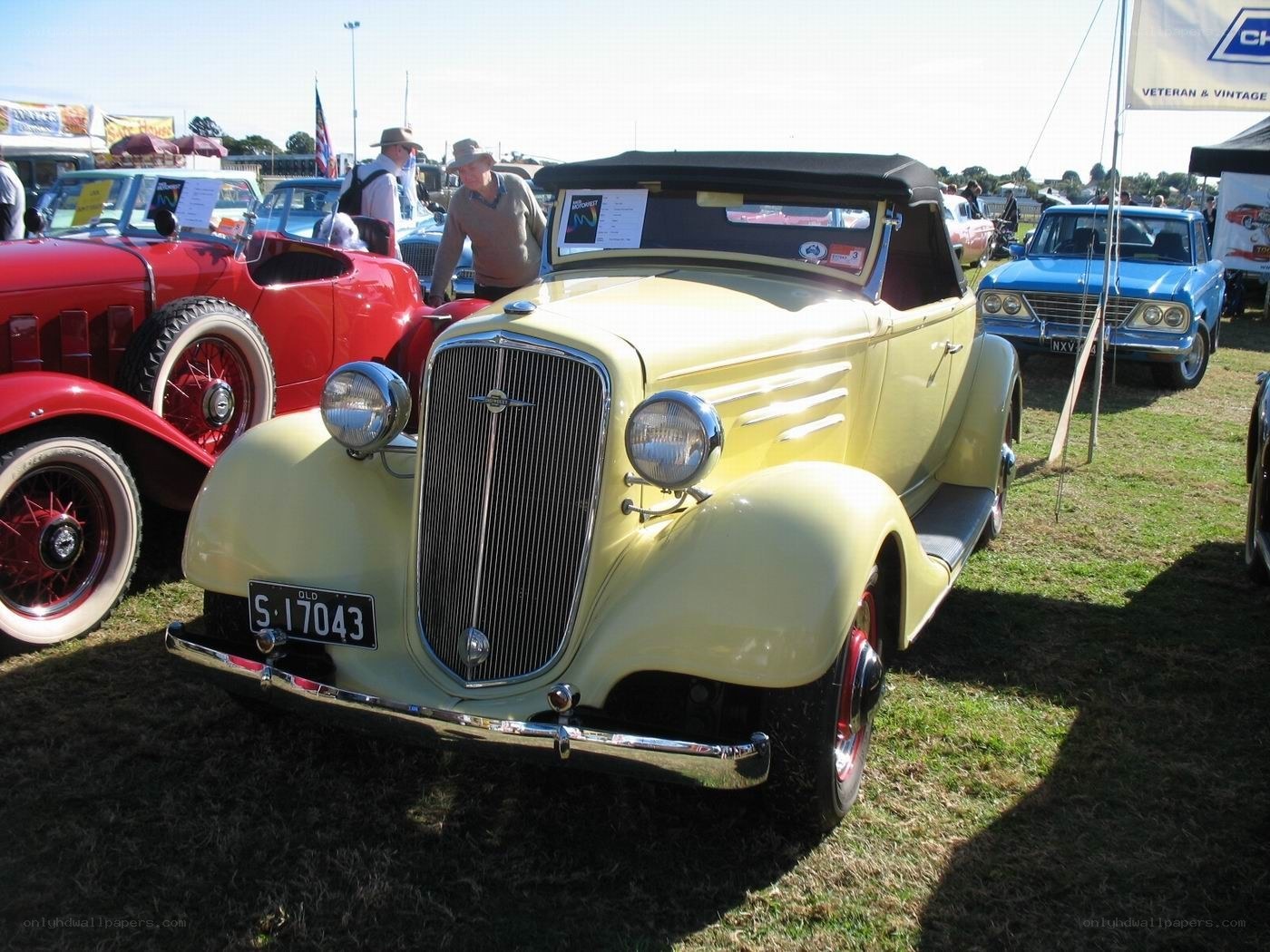 vintage car show display