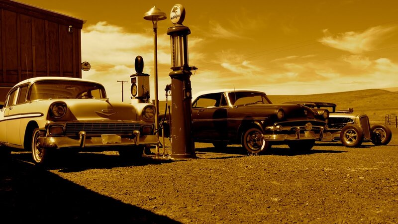 Vintage Cars at Gas Station — Yellow