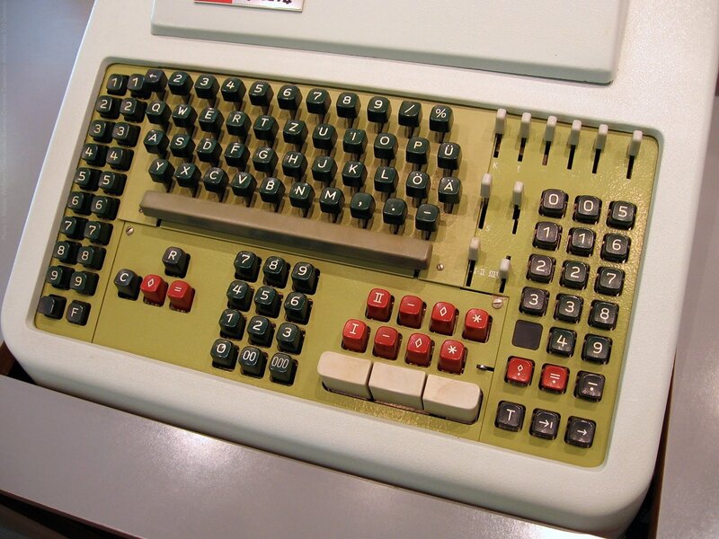 vintage computer keyboard