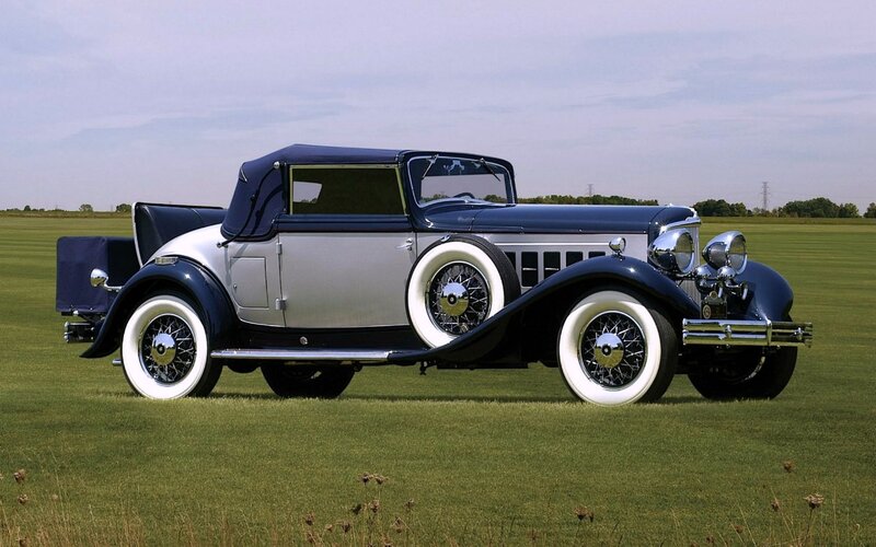Vintage Convertible Car — Green, Serene, Afternoon, Photograph, Field