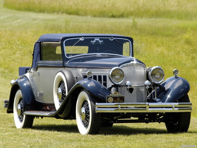 Vintage Convertible Car — Green, Serene