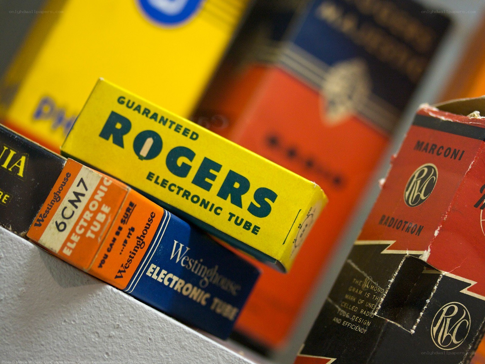 vintage electronic tube boxes