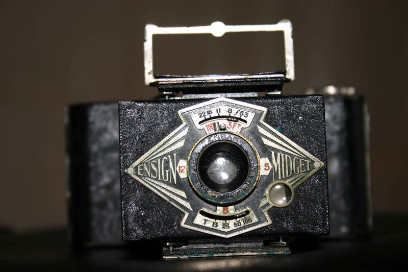 Vintage Ensign Midget camera