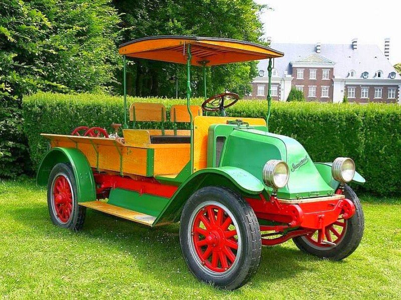vintage green and red car
