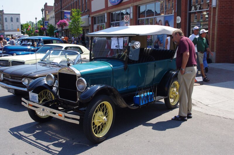 Vintage Green Car — Outdoor, Afternoon