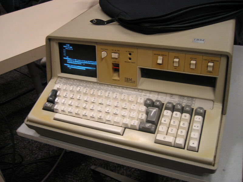 vintage ibm computer terminal