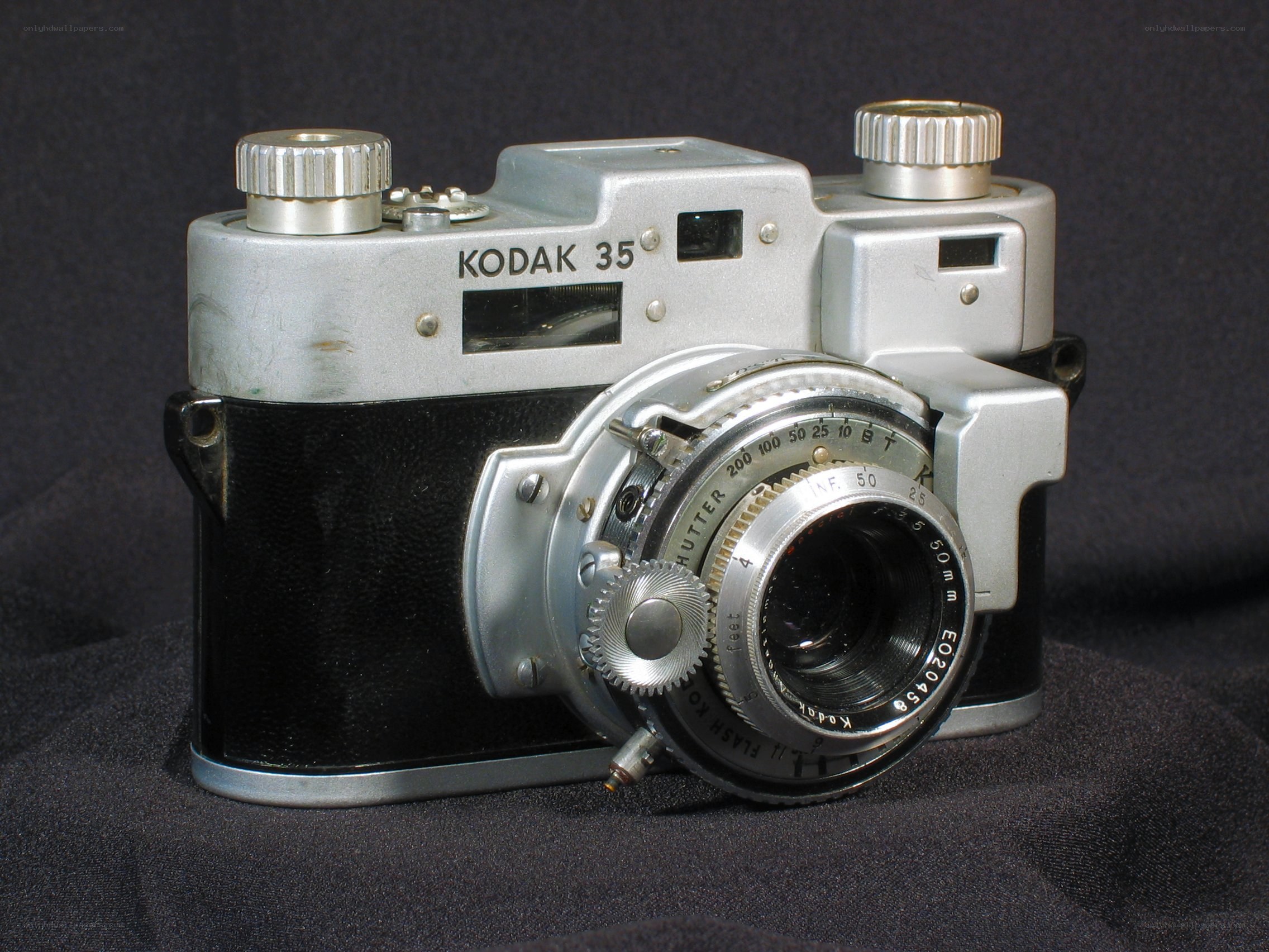 vintage kodak 35 camera