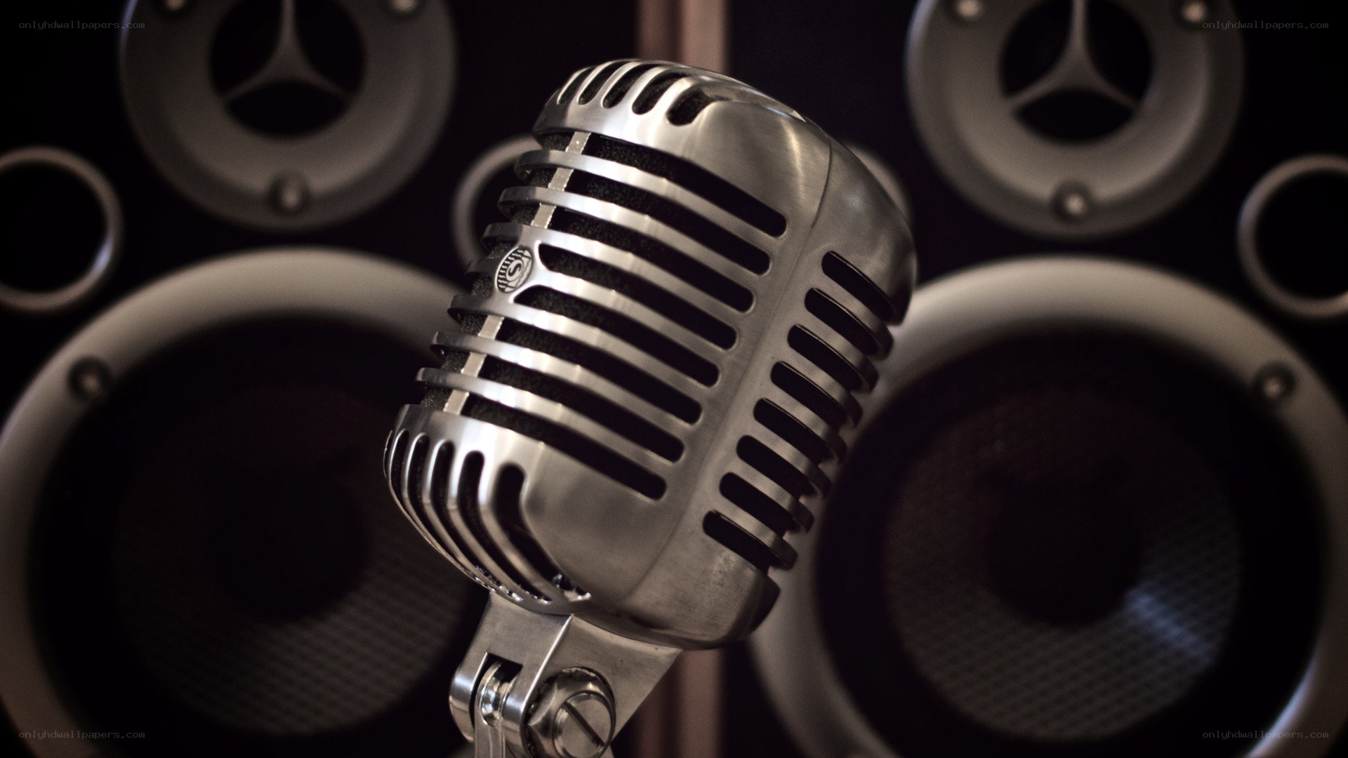 vintage microphone in studio