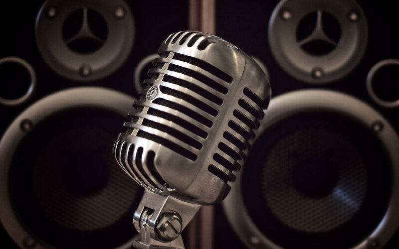 Vintage Microphone — Silver
