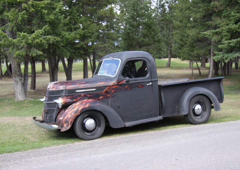 Vintage Pickup Truck — Black, Calm
