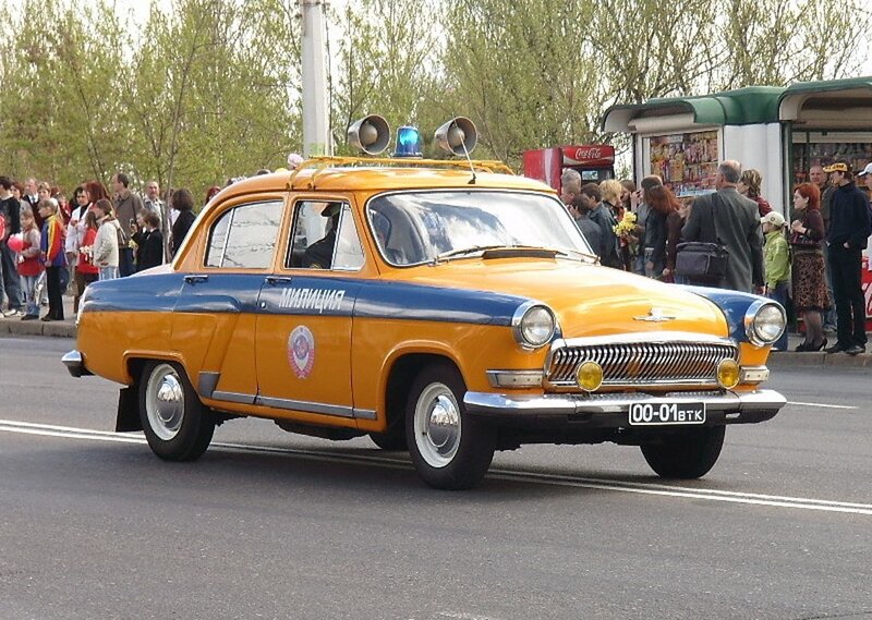 Vintage police car parade