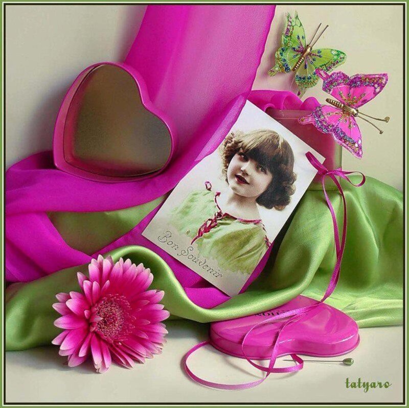Vintage Postcard with Flowers — Pink