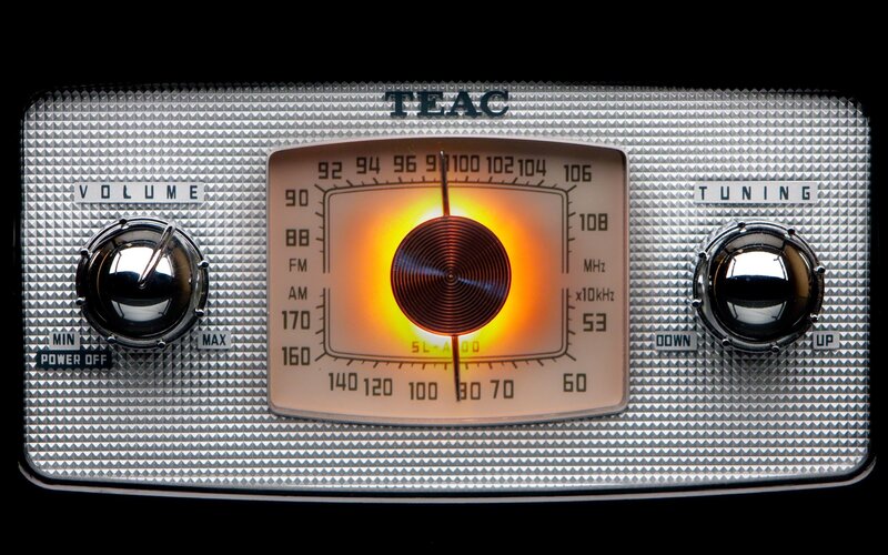 Vintage Radio — Silver